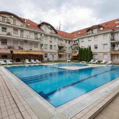 Gold Wellness Apartman